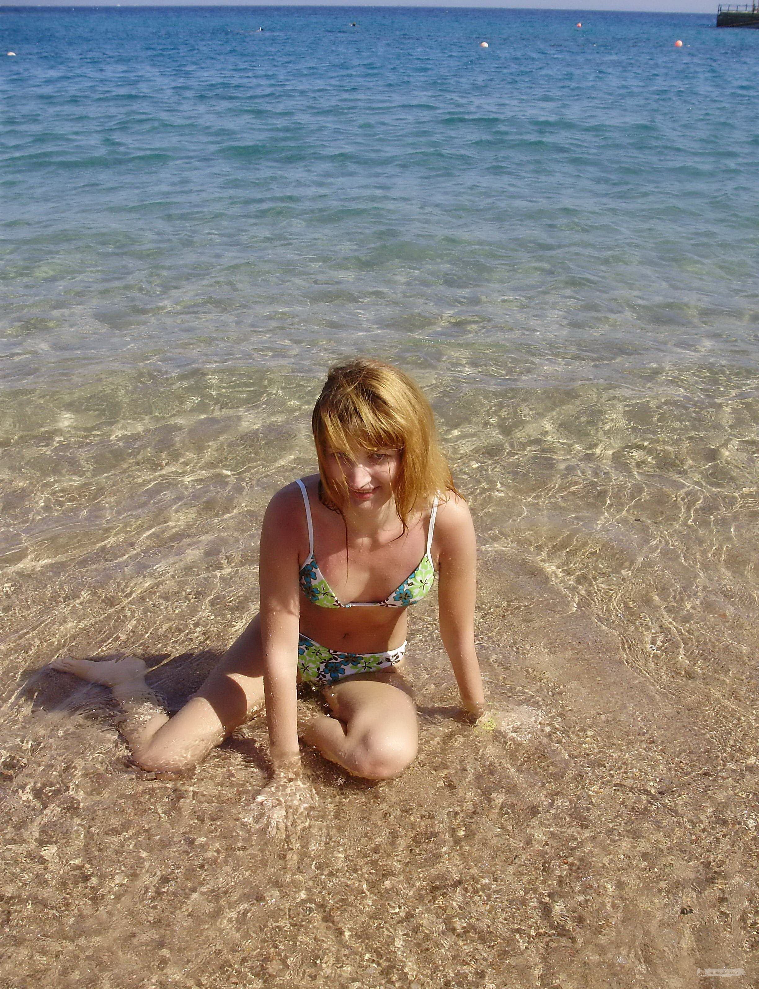 https://amaboobs.com/uploads/posts/2022-07/hot-girl-on-the-beach-307.jpg